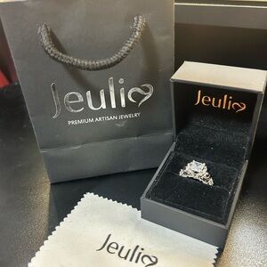 Jeulia "Romantic Soul" Skull Design Princess Cut Sterling Silver Ring